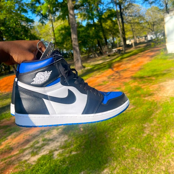 Jordan 1 Retro High OG Royal Toe (Blue / Black / White)(Size 12) - Picture 3 of 8